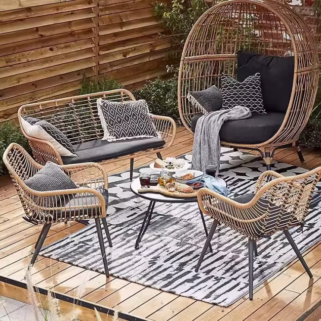Bird's Nest Sofa Homestay - Image 3