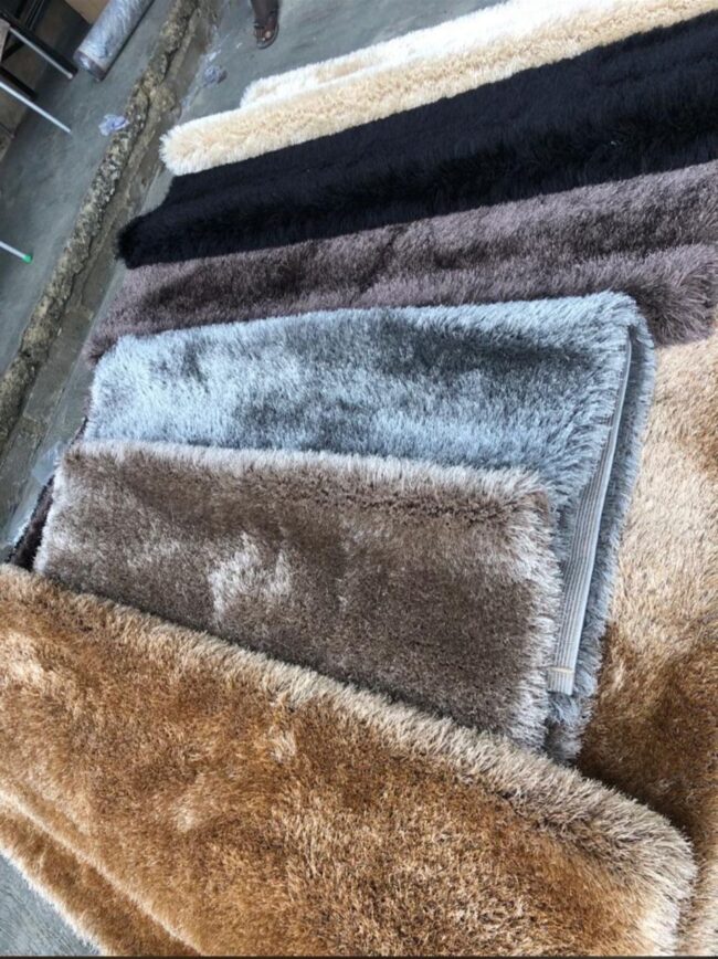 Luxurious Shaggy Rug